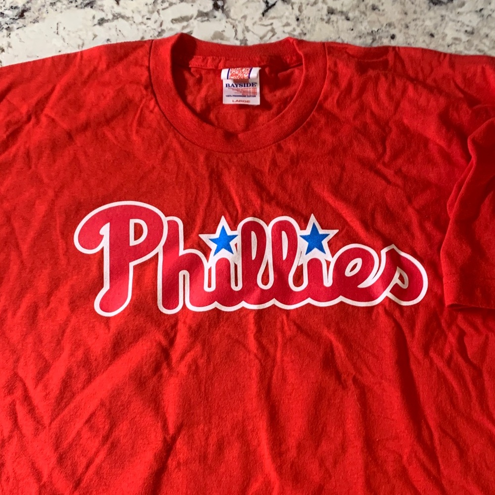 Majestic Red Phillies Short Sleeve Tee. New 2018 Philadelphia Phillies promo